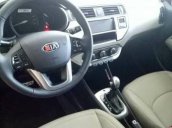 Bán Kia Rio đời 2017, màu đỏ, xe nhập