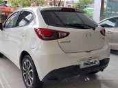 Bán xe Mazda 2 1.5 2017, màu trắng, 575tr