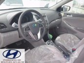 Bán xe Hyundai Accent 1.4AT đời 2017, màu trắng, 570 triệu