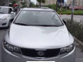 Cần bán gấp Kia Forte AT sản xuất 2009, màu bạc, 390 triệu