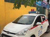 Cần bán Hyundai i10 sản xuất 2016, màu trắng giá cạnh tranh