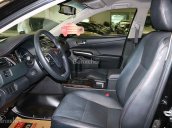 Bán Toyota Camry 2.5Q, màu đen, tặng BHVC, xe đẹp, hỗ trợ vay 70% lãi suất ưu đãi