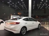 Bán Hyundai Elantra 2017 đủ màu có sẵn xe giao ngay, hỗ trợ trả góp 90%, giá cực tốt, K/M cực cao, hotline: 0906.409.199