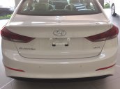 Bán Hyundai Elantra 2018, KM cực cao, xe giao ngay giá cực tốt