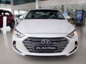 Cần bán xe Hyundai Elantra 1.6MT đời 2017, trả trước 150 triệu