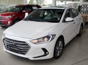 Cần bán xe Hyundai Elantra 1.6MT đời 2017, trả trước 150 triệu