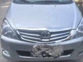 Cần bán Toyota Innova MT đời 2006, màu bạc chính chủ, giá tốt