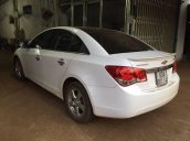 Cần bán lại xe Chevrolet Cruze đời 2011, màu trắng, 350tr