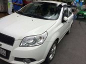 Cần bán gấp Chevrolet Aveo MT đời 2015, màu trắng xe gia đình, giá chỉ 345 triệu