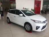 Cần bán Toyota Yaris đời 2017, màu trắng