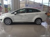 Tặng gói phụ kiện nâng cấp Ford Fiesta 1.5L AT Titanium đời 2017, màu trắng