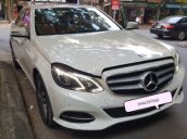 Bán xe Mercedes E250 đời 2014, màu trắng