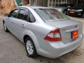 Cần bán lại xe Ford Focus 1.8MT đời 2010, màu bạc như mới