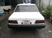 Cần bán Peugeot 505 đời 1981, màu trắng