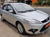 Cần bán lại xe Ford Focus 1.8MT đời 2010, màu bạc như mới