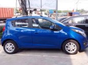 Bán xe Chevrolet Spark Van hai chỗ, số sàn - khuyến mại lớn nhiều quà tặng tháng 12 năm 2018