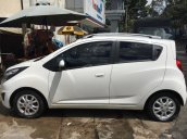 Bán Chevrolet Spark LTZ 1.0L số tự động, full option sản xuất 2015, màu trắng, giá 308tr