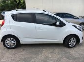 Bán Chevrolet Spark LTZ 1.0L số tự động, full option sản xuất 2015, màu trắng, giá 308tr