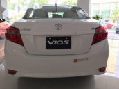 Cần bán xe Toyota Vios 2017, màu trắng