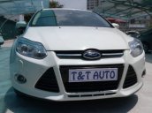 Bán Ford Focus 2.0AT Titanium đời 2014, màu trắng, xe nhập, 585 triệu