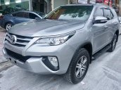 Bán xe Toyota Fortuner 2.4G 4x2MT đời 2017, màu xám, xe nhập