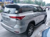 Bán xe Toyota Fortuner 2.4G 4x2MT đời 2017, màu xám, xe nhập