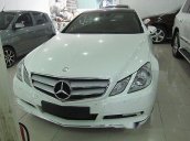 Chính chủ bán Mercedes E350 đời 2010, màu trắng, nhập khẩu