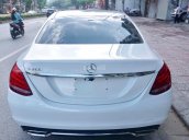 Bán Mercedes C200 2015, màu trắng nội thất đen