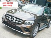 Bán xe Mercedes GLC 300 4 Matic đời 2017, màu nâu