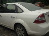 Bán xe Ford Focus 2.0AT sản xuất 2011, màu trắng