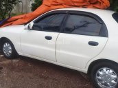 Bán Daewoo Lanos SX đời 2002, màu trắng chính chủ, giá chỉ 110 triệu