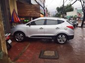 Gia đình bán Hyundai Tucson đời 2014, màu bạc, nhập khẩu