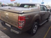 Cần bán Ford Ranger XLT 2 cầu sx 2015 màu vàng cát, xe đẹp đã lên đủ đồ chơi