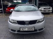 Cần bán xe Kia Forte đời 2010, màu bạc, nhập khẩu nguyên chiếc