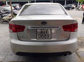 Cần bán xe Kia Forte đời 2010, màu bạc, nhập khẩu nguyên chiếc