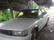 Bán ô tô Nissan Bluebird MT đời 1981, màu trắng giá cạnh tranh