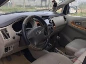 Cần bán gấp Toyota Innova G năm 2009, màu bạc xe gia đình, 418 triệu