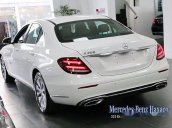 Bán ô tô Mercedes E200 đời 2017, màu trắng, xe nhập