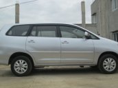 Bán xe Toyota Innova 2.0G đời 2010, màu bạc số sàn, 395 triệu