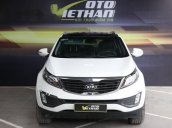 Cần bán gấp Kia Sportage 2.0AT 2013, màu trắng giá cạnh tranh