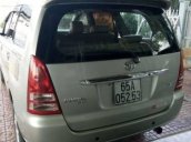 Cần bán lại xe Toyota Innova đời 2008, màu bạc