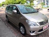 Cần bán xe Innova V chính chủ từ đầu cực mới