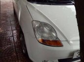 Bán Chevrolet Spark đời 2010, màu trắng 