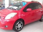 Bán xe Yaris 1.3AT màu đỏ, xe nhập, full option