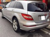 Bán Mercedes R350 đời 2011, màu bạc, nhập khẩu nguyên chiếc