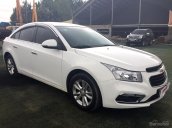 Bán Chevrolet Cruze LT 1.6MT đời 2016, màu trắng, 470tr