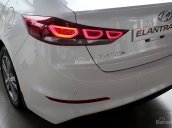 Hyundai Elantra CKD đời 2018 giá tốt, khuyến mãi lớn, đủ màu, xe giao ngay