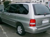 Cần bán lại xe Kia Carnival đời 2007, màu bạc, giá 195tr