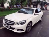 Bán lại xe Mercedes E250 đời 2014, màu trắng xe gia đình