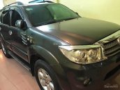 Bán xe Toyota Fortuner V 2009, màu xám giá cạnh tranh